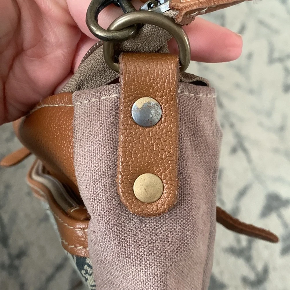 Myra Adjustable Crossbody Messenger Bag